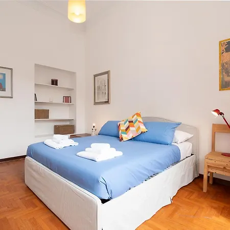 Casa Lucrezio Saint Peter's *