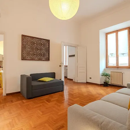 Casa Lucrezio Saint Peter's